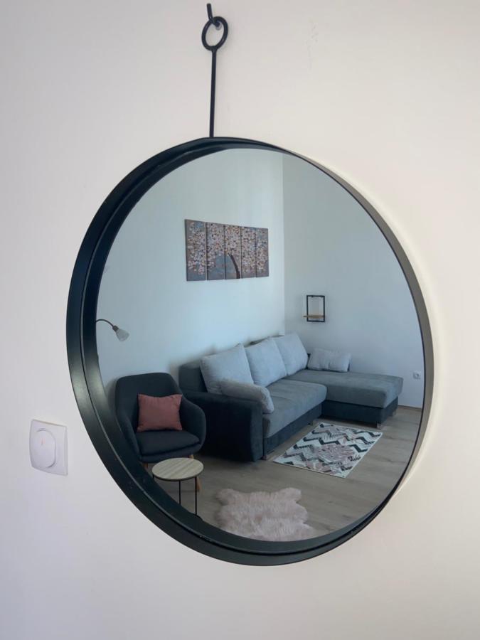 Rad-Var Apartmanhaz Эгер Экстерьер фото