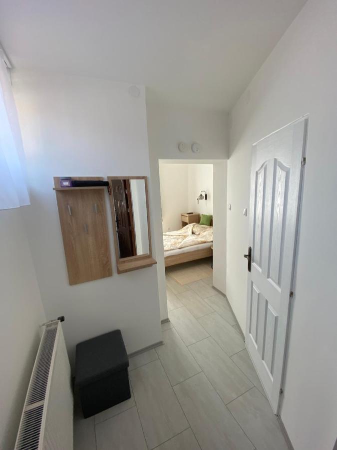 Rad-Var Apartmanhaz Эгер Экстерьер фото
